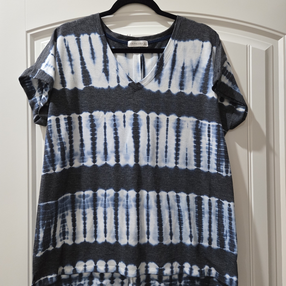 Navy and White Tie-Dye V-Neck Tee
